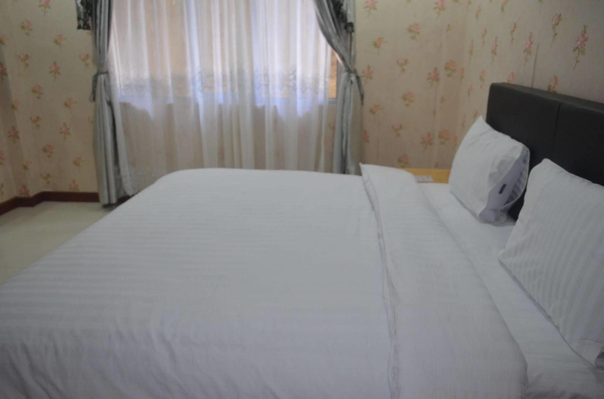 Sadinah Sahid Josodipuro Hotel Colomadu 外观 照片